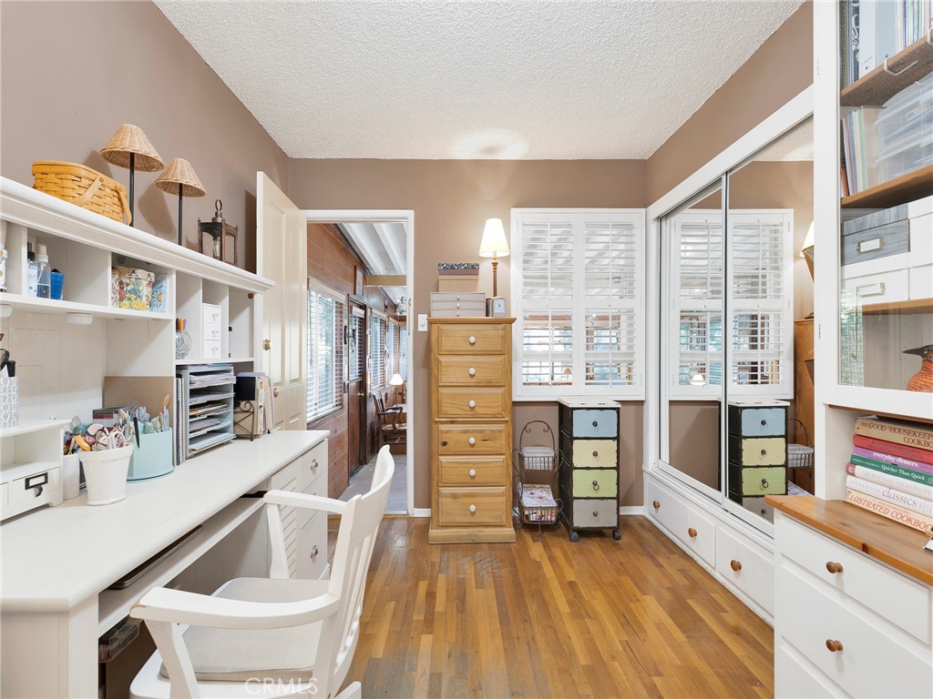 Property photo 32