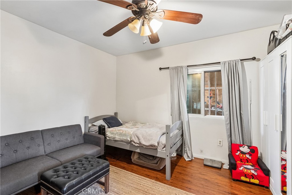 Property photo 28