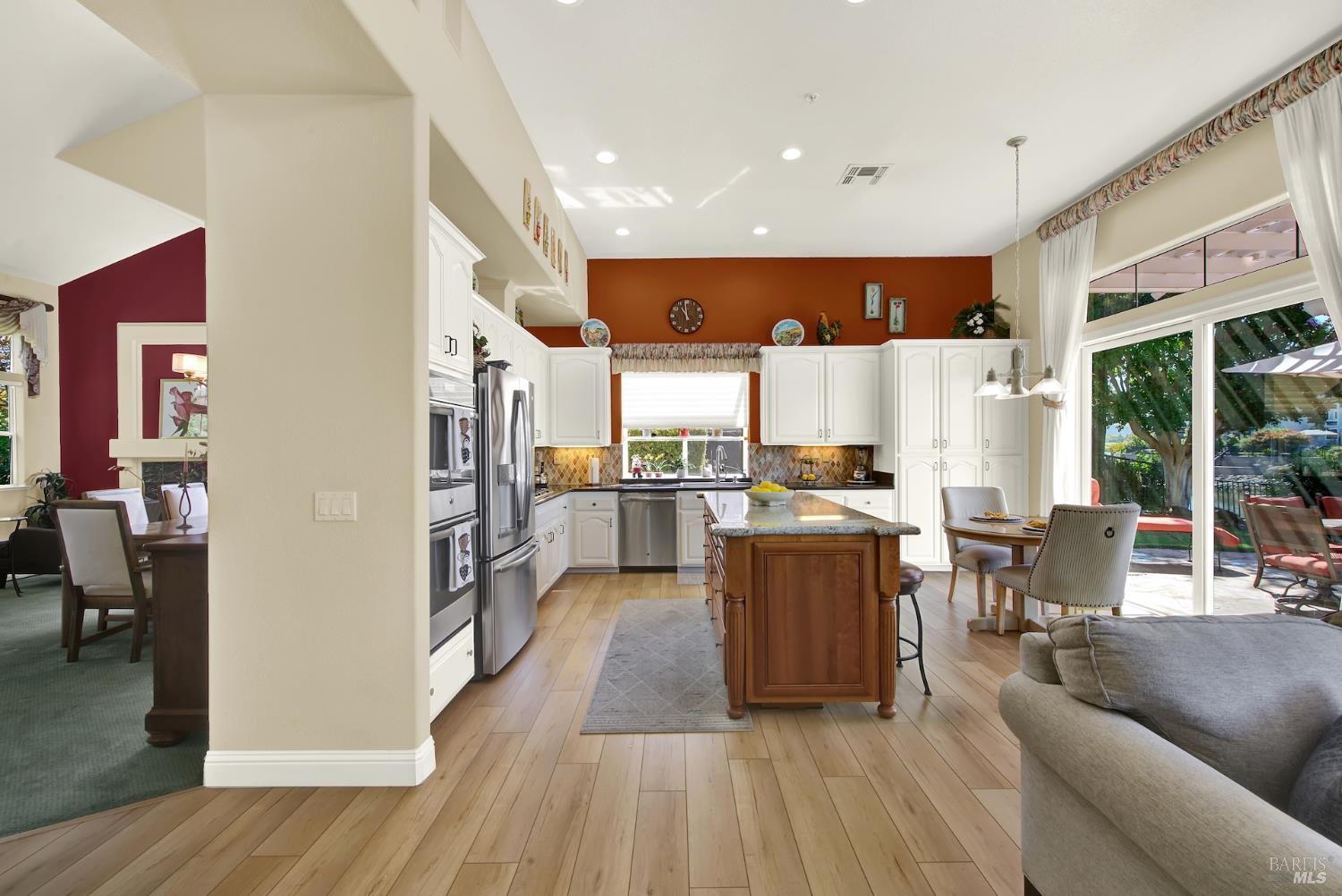 Property photo 24