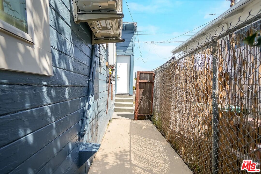 Property photo 31