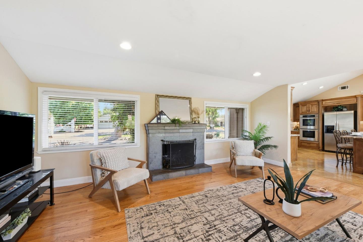Property photo 24
