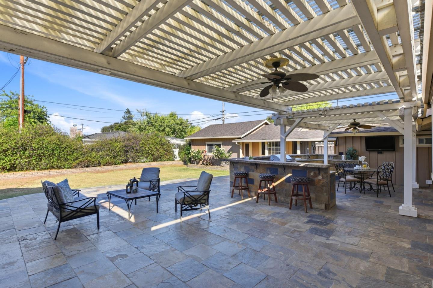 Property photo 43