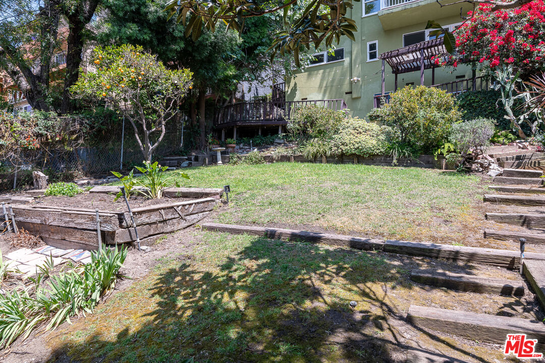 Property photo 38