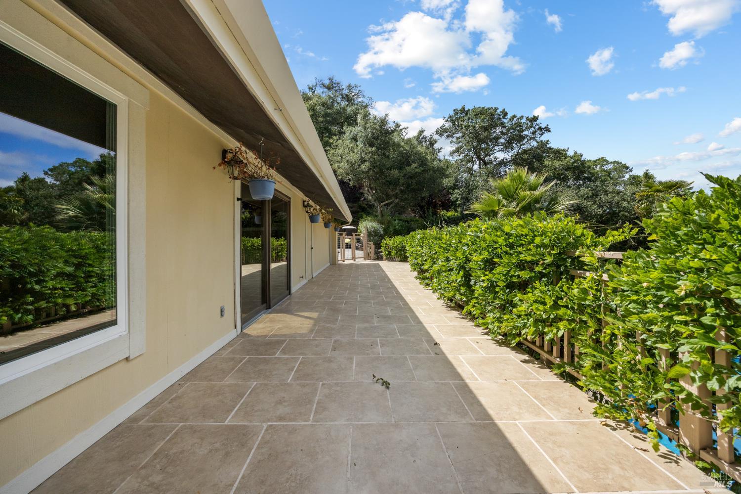 Property photo 33