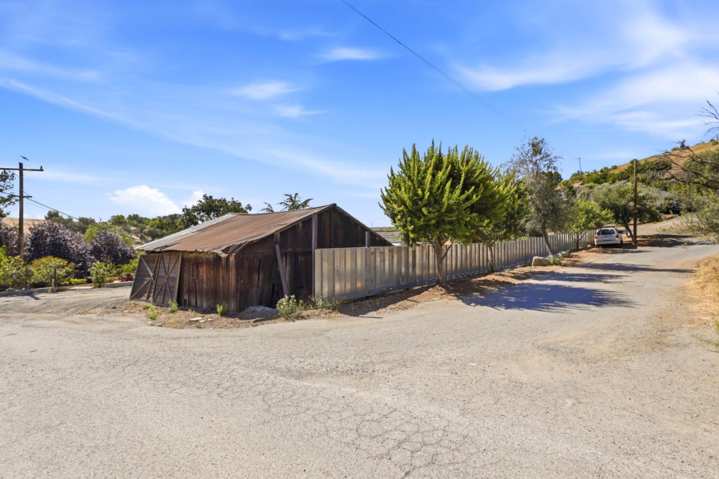 Property photo 28