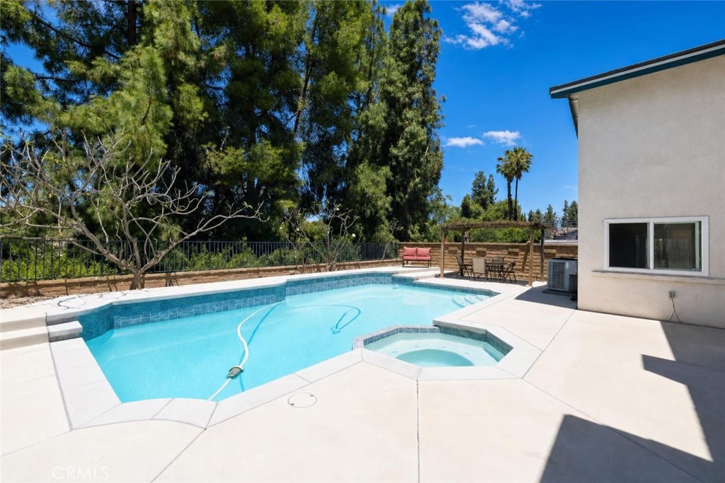 Property photo 36
