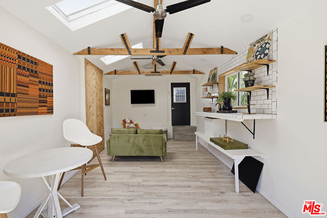 Property photo 23