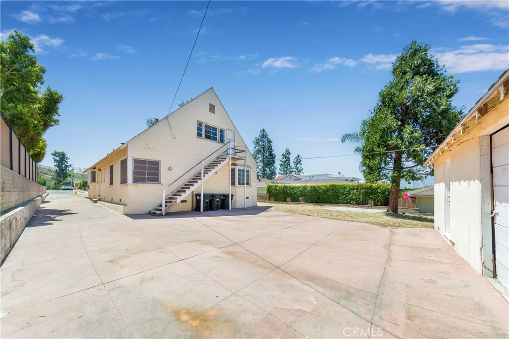 Property photo 24