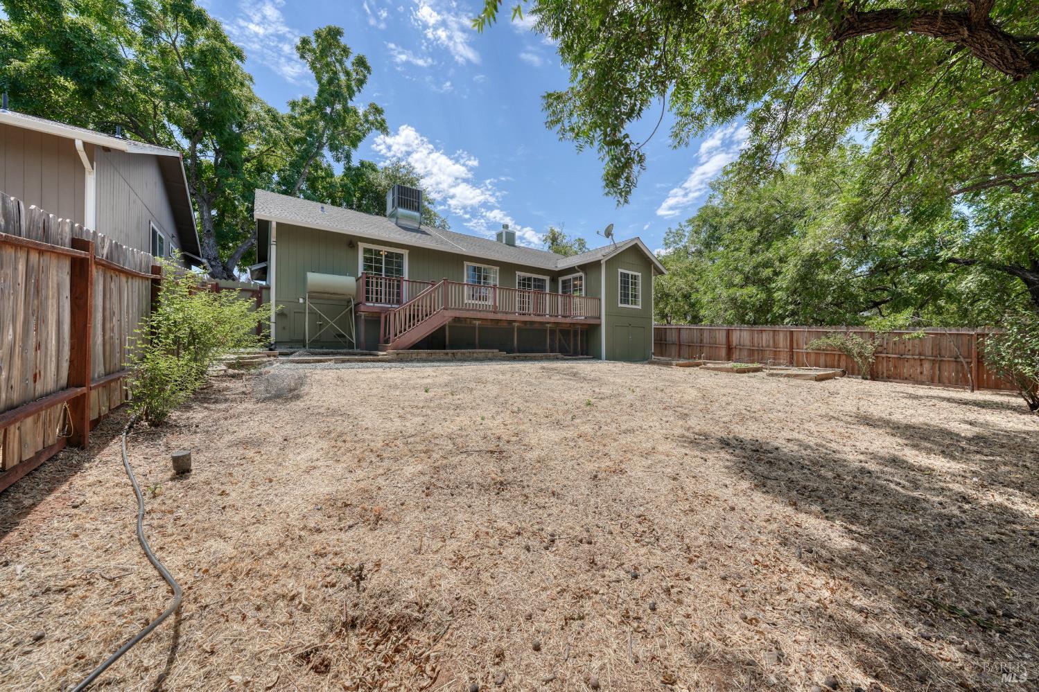 Property photo 40