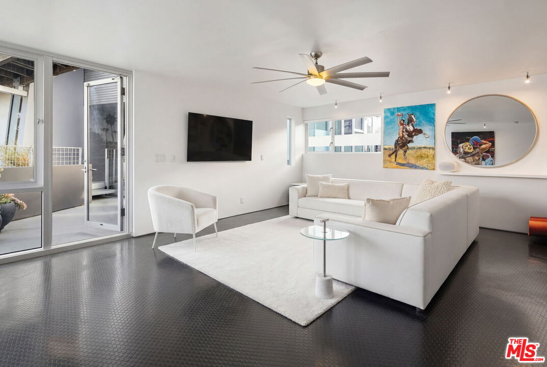 Property photo 44