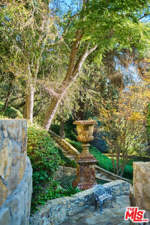 Property photo 40