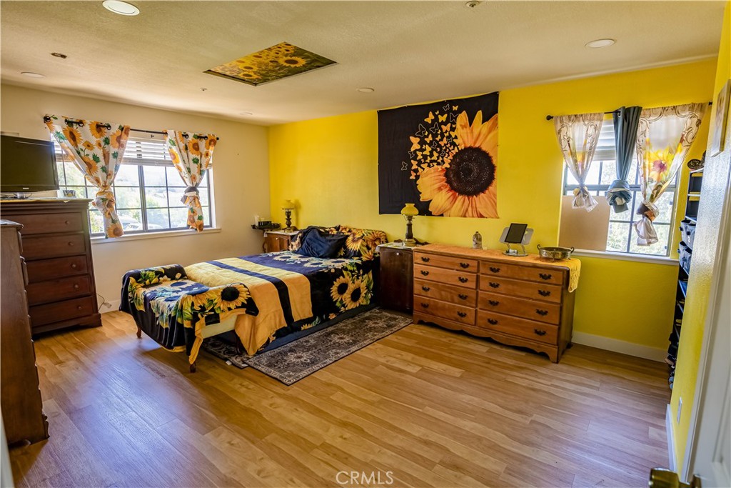 Property photo 38
