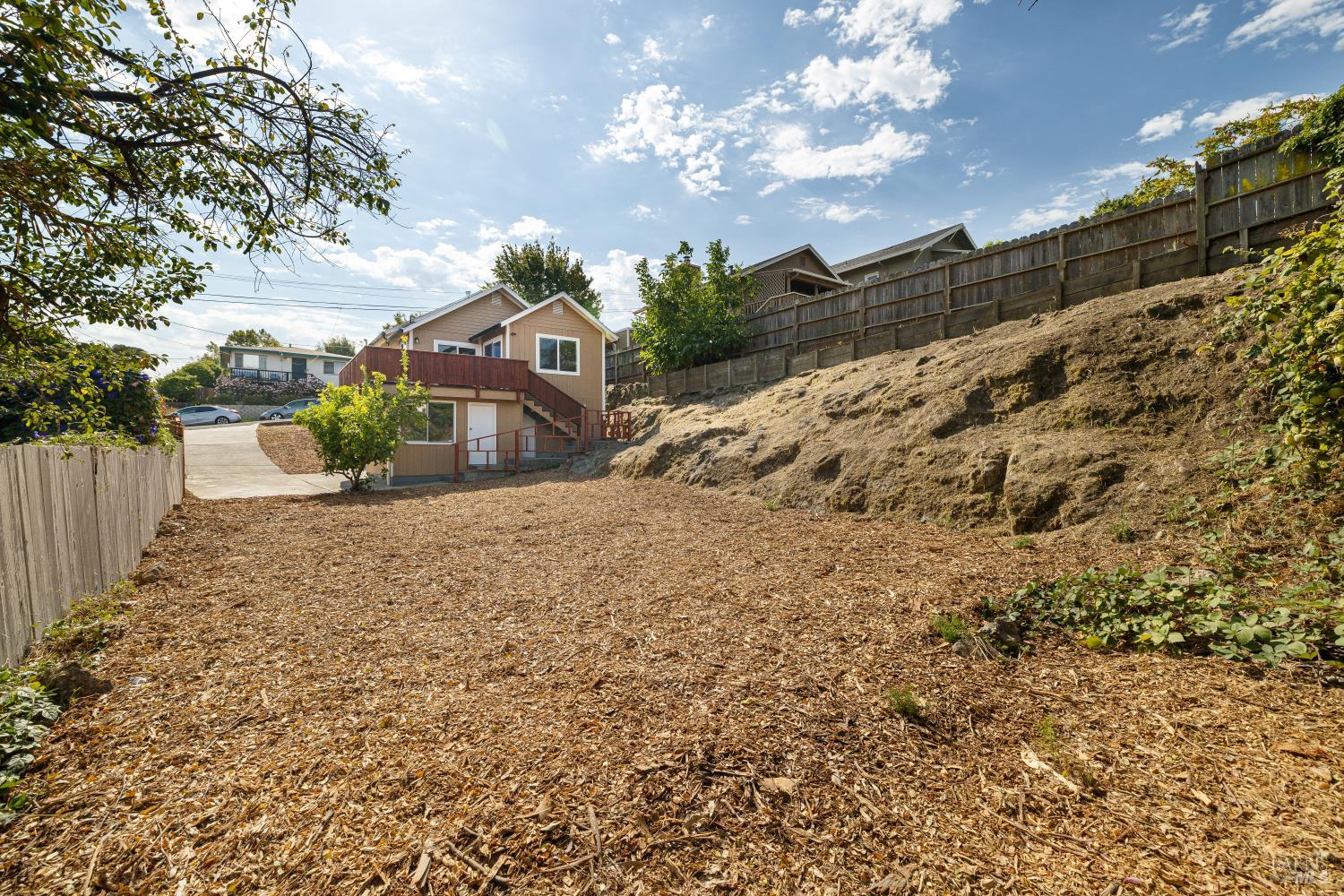 Property photo 35