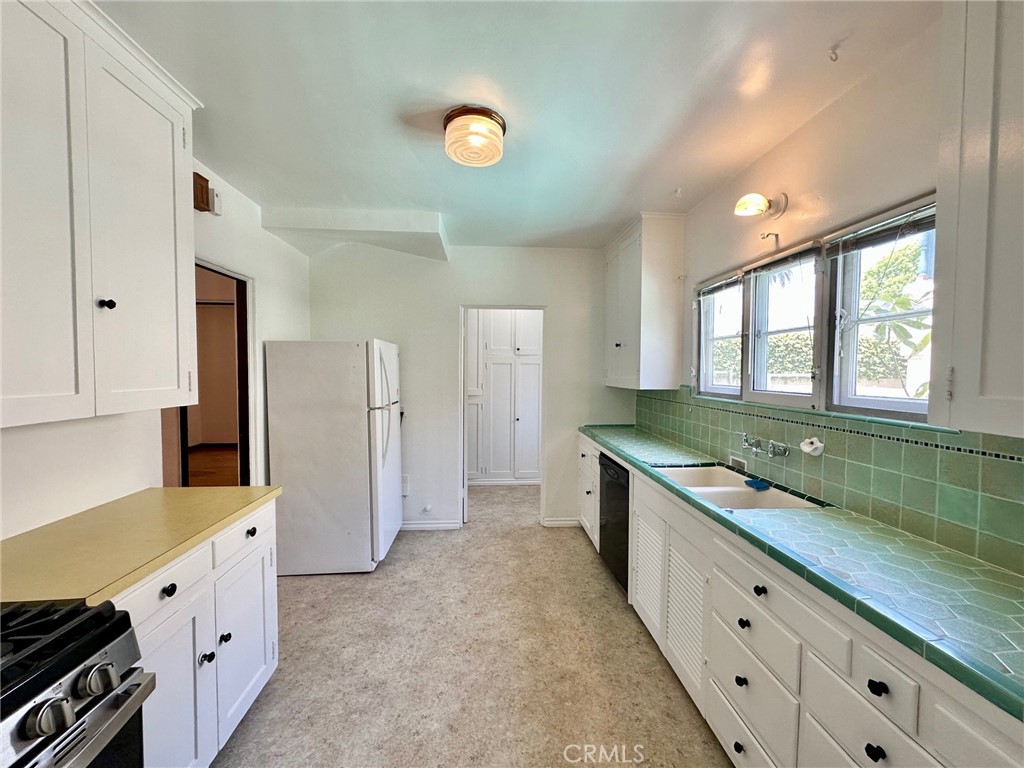 Property photo 44