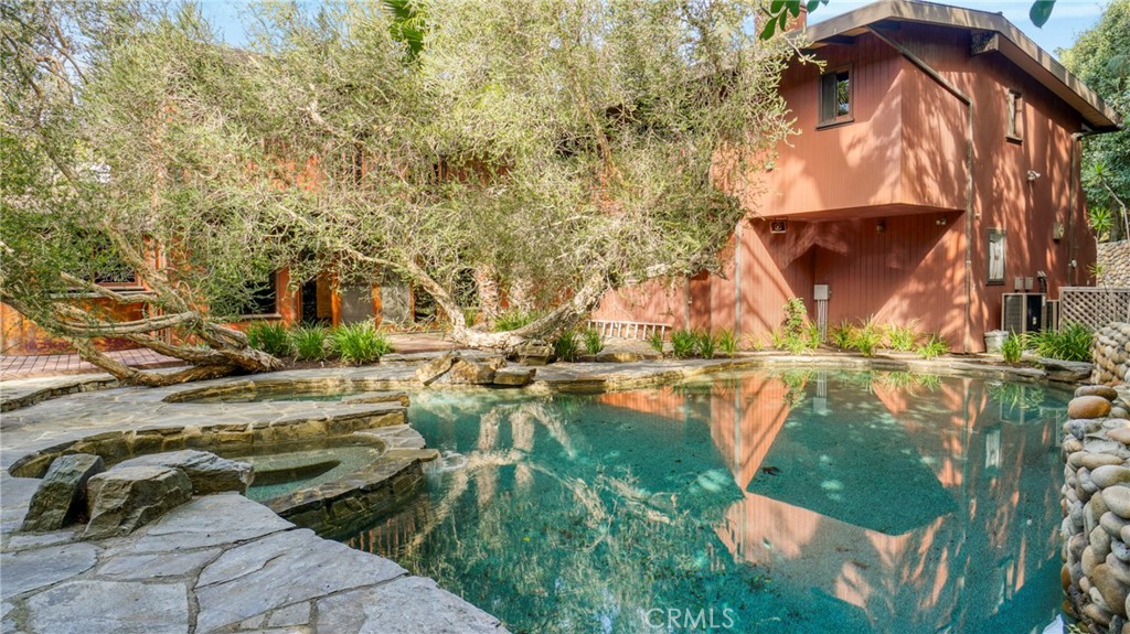 Property photo 24