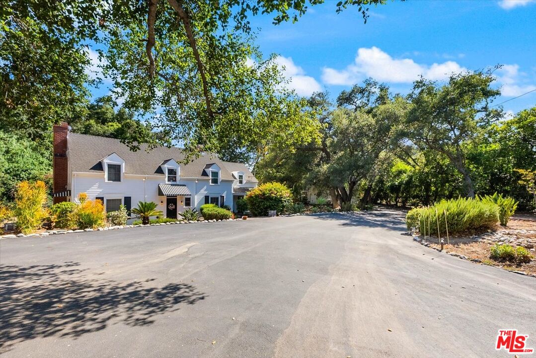 Property photo 35