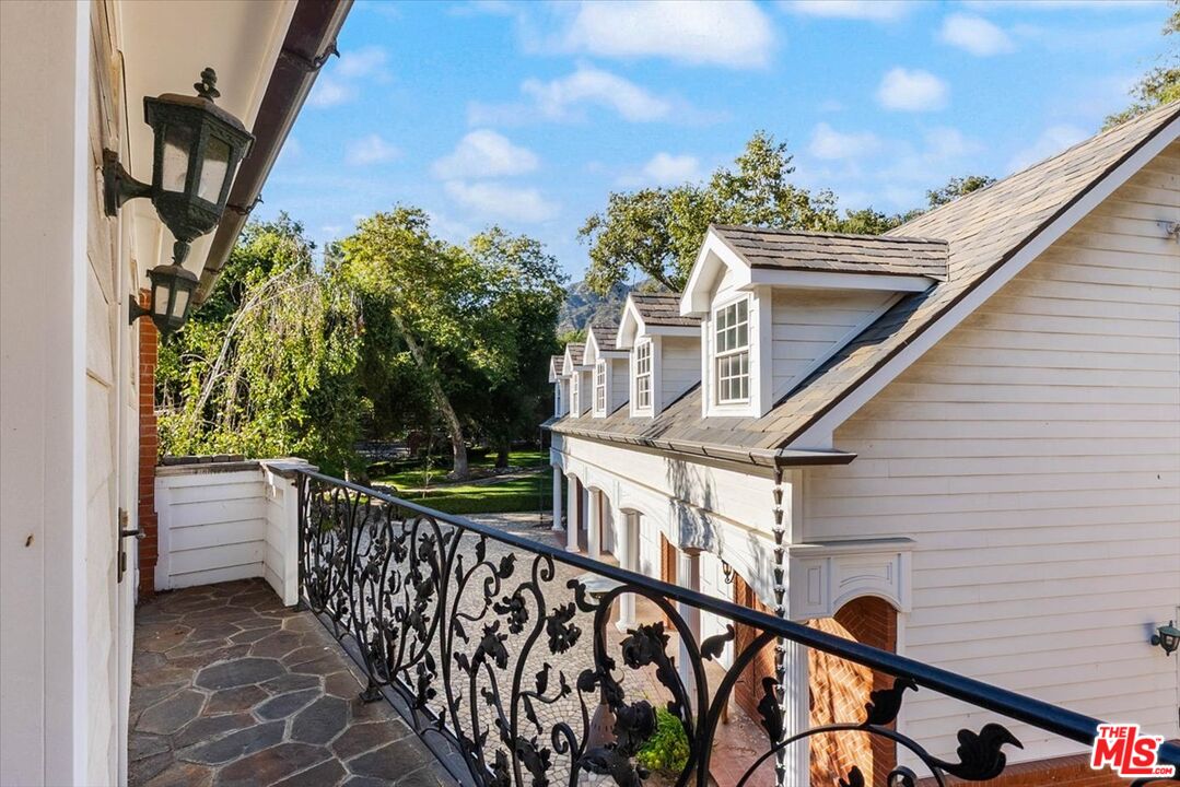 Property photo 50