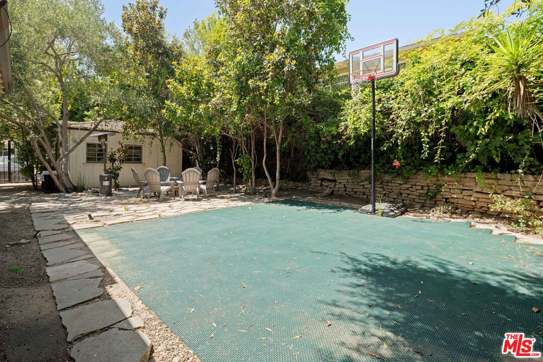 Property photo 38