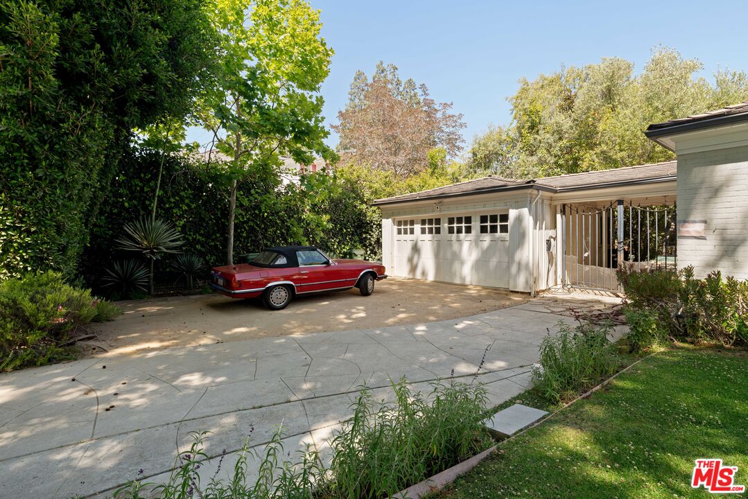 Property photo 39