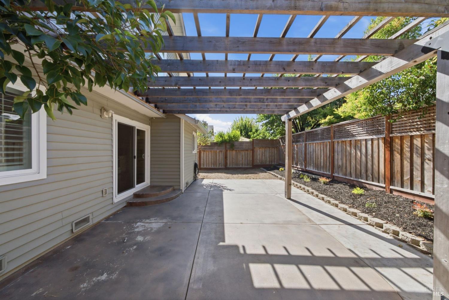 Property photo 43