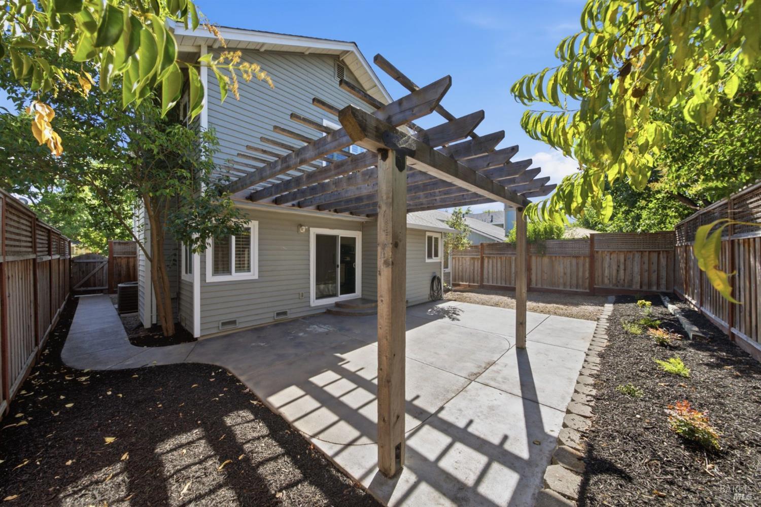 Property photo 44