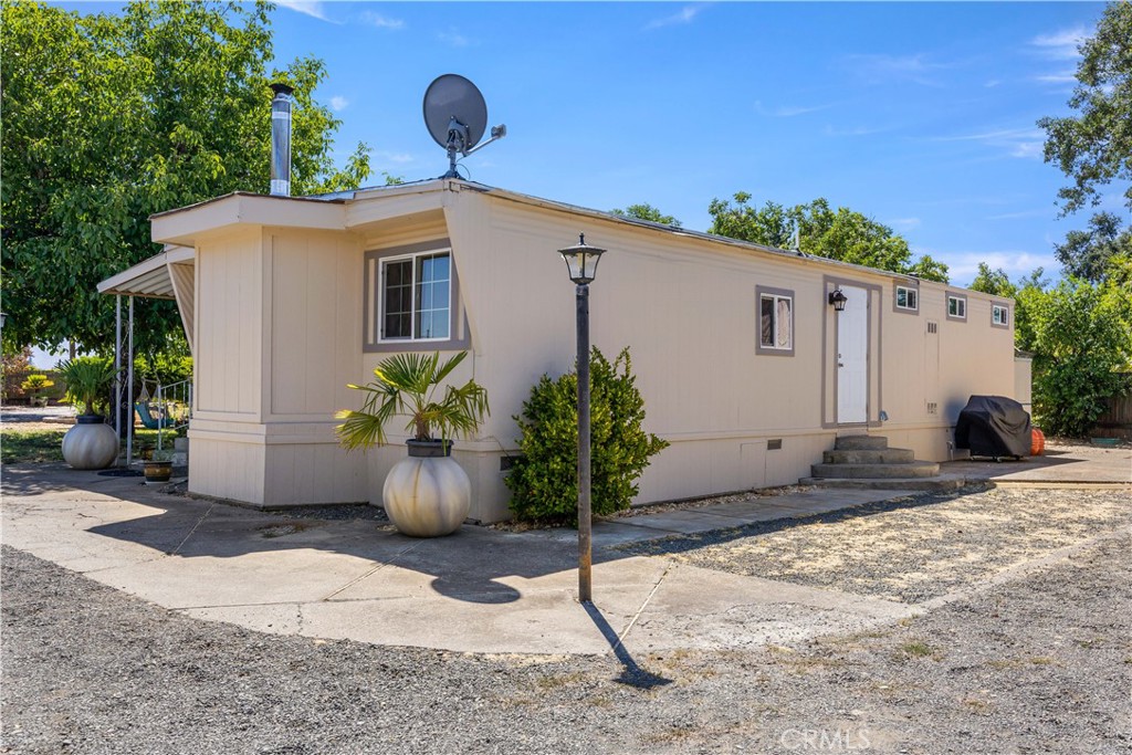 Property photo 33