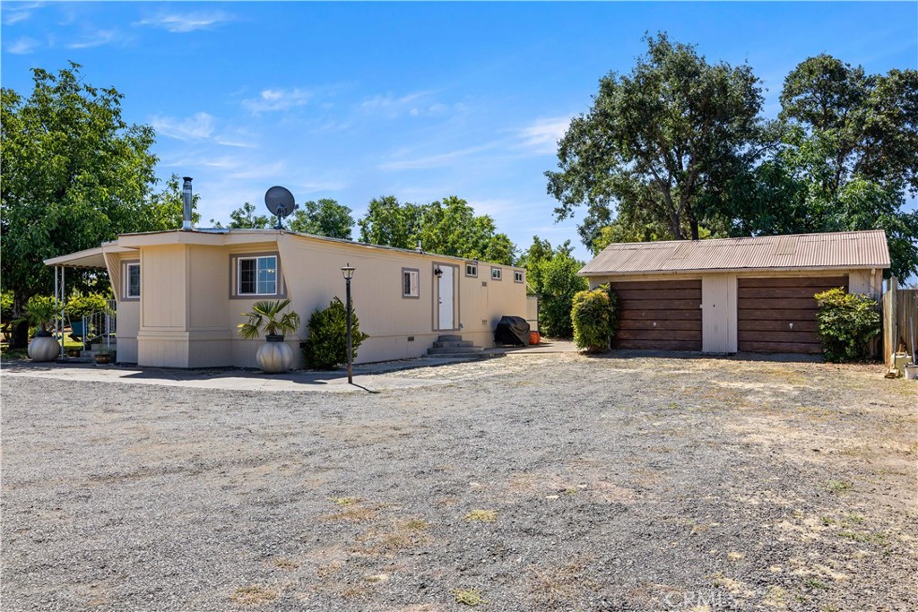 Property photo 35