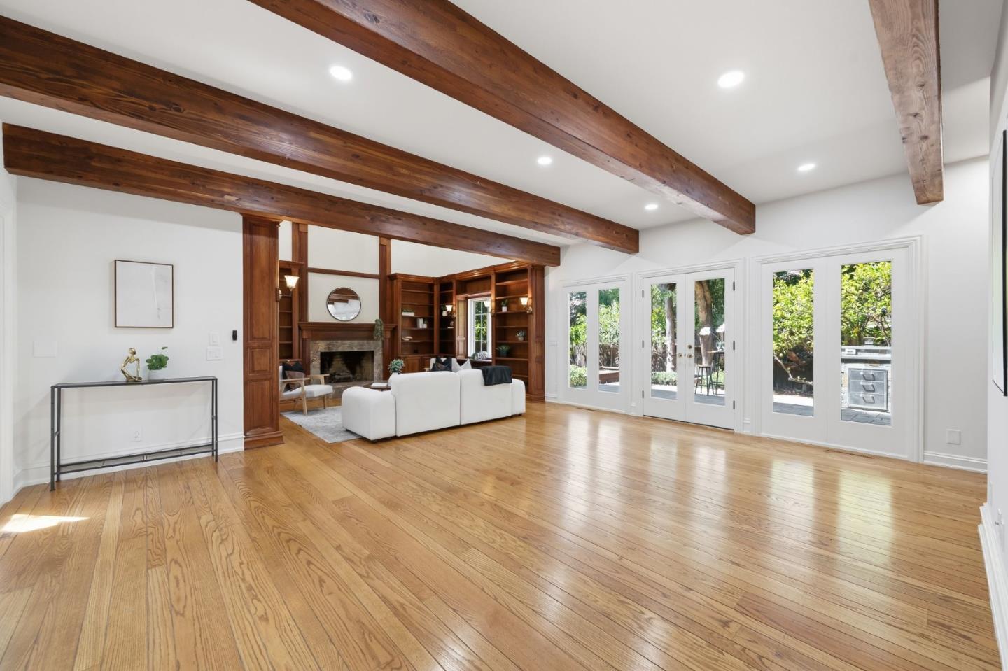 Property photo 44
