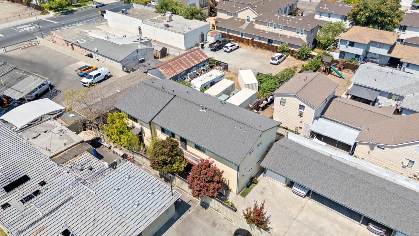 Property photo 43