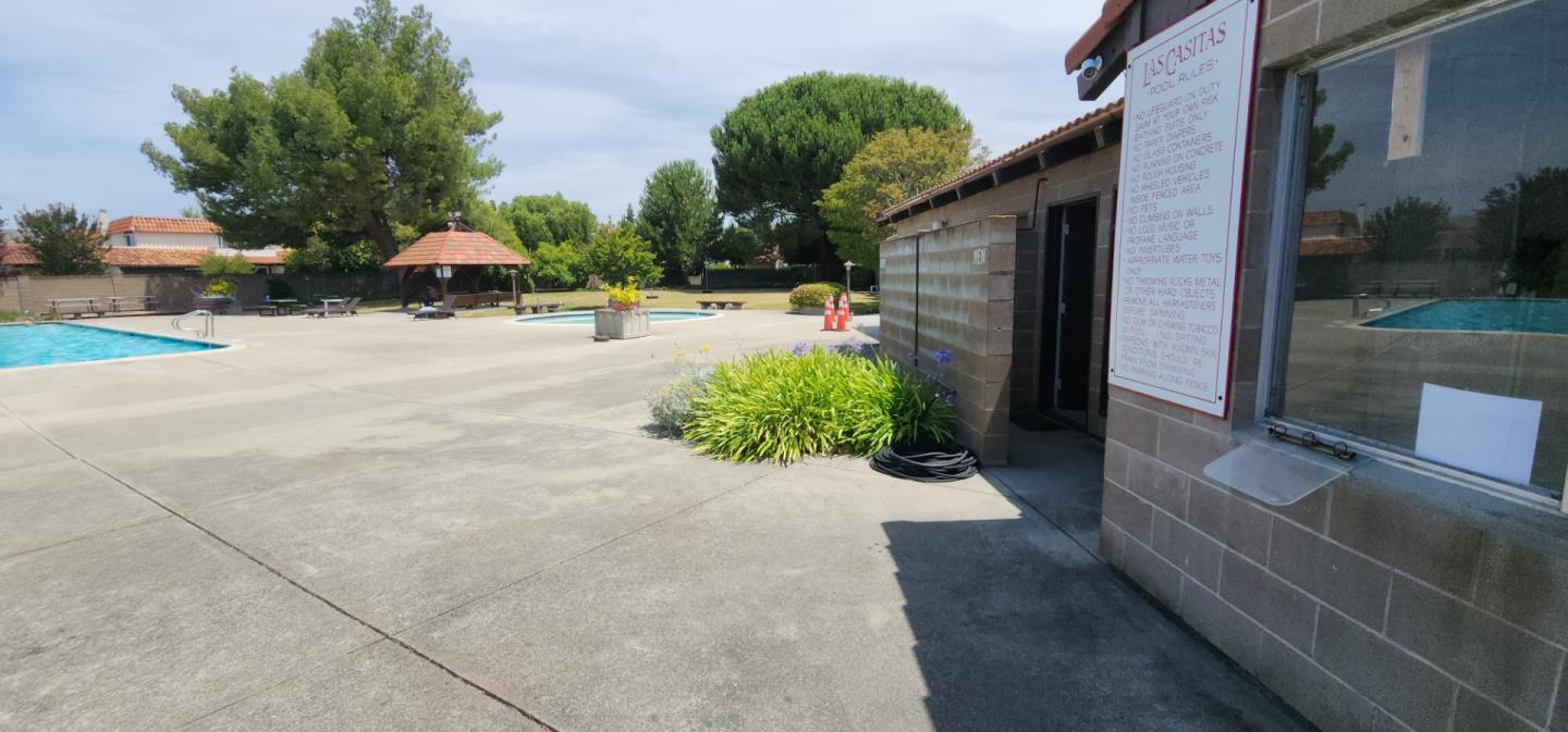 Property photo 47