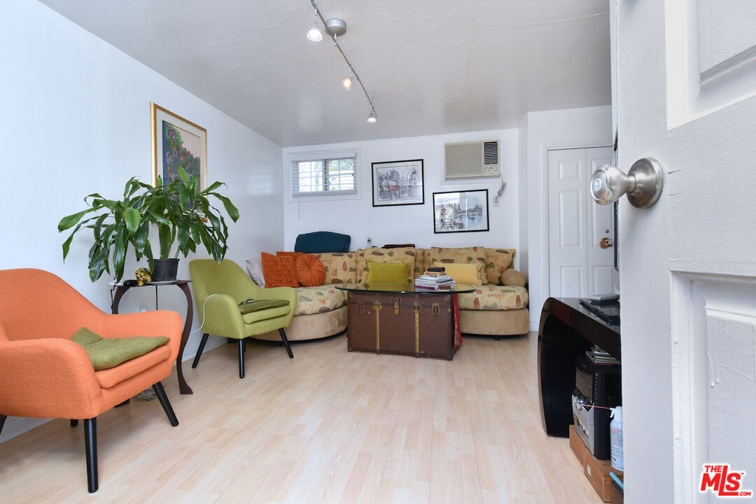 Property photo 25