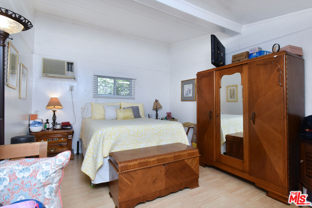 Property photo 33