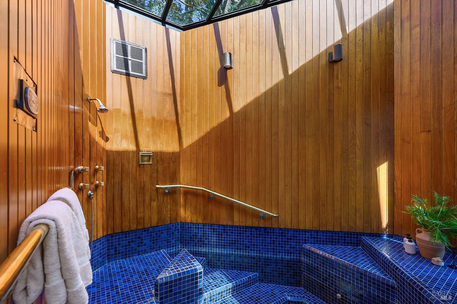 Property photo 43