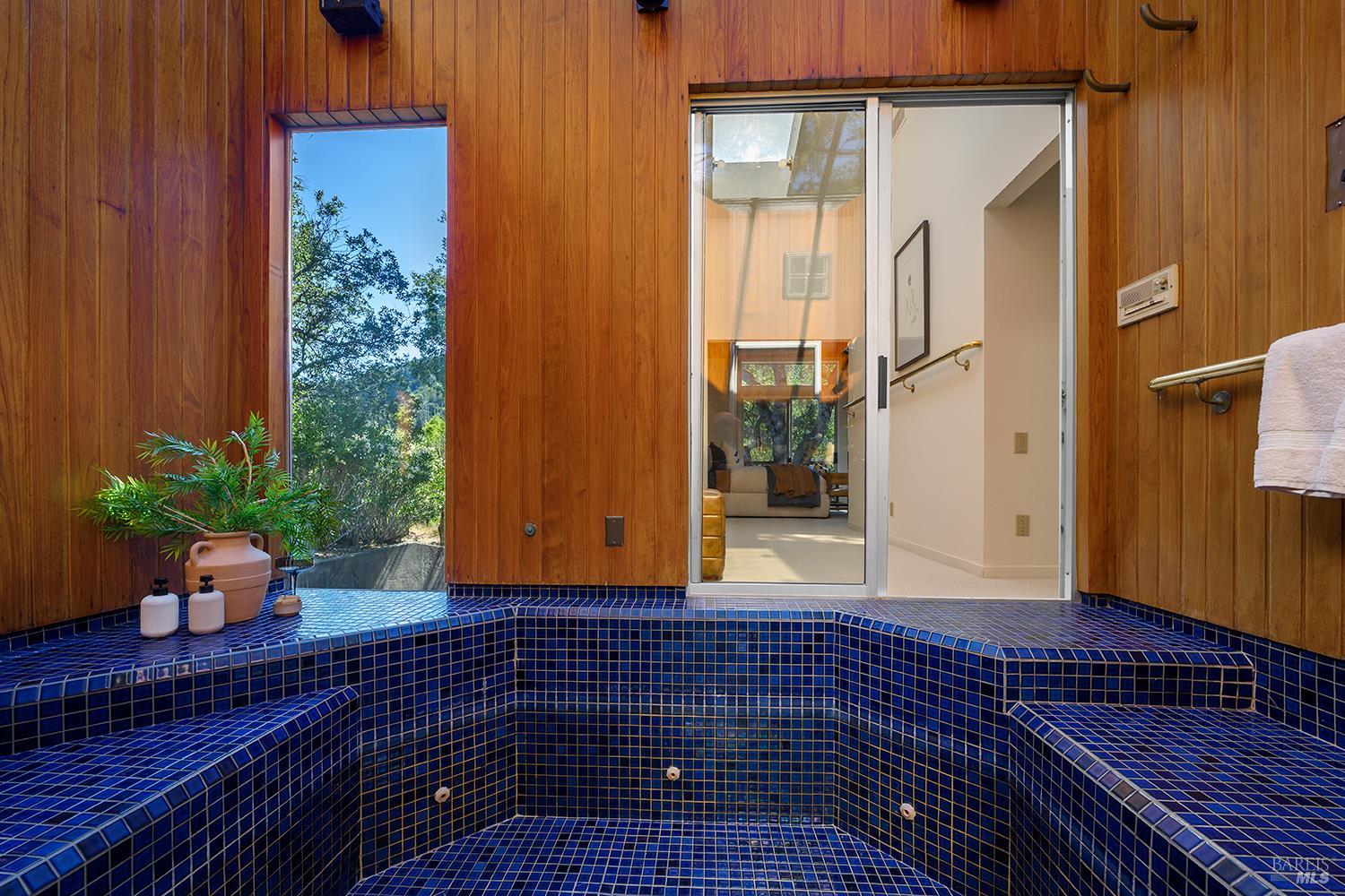 Property photo 44