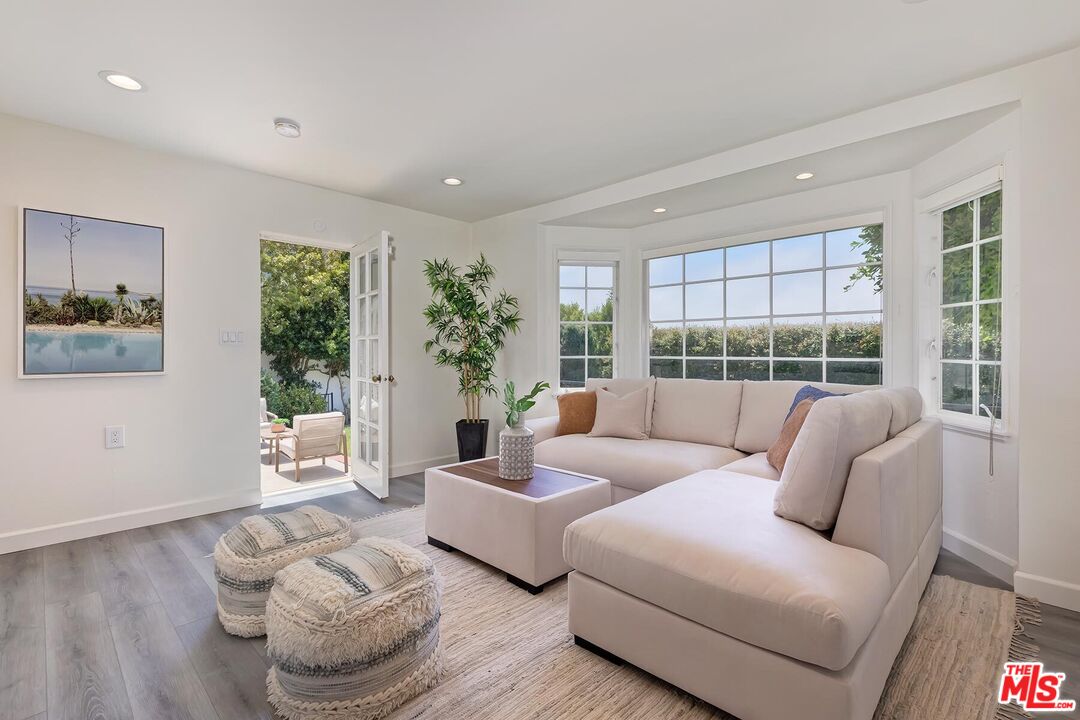 Property photo 44