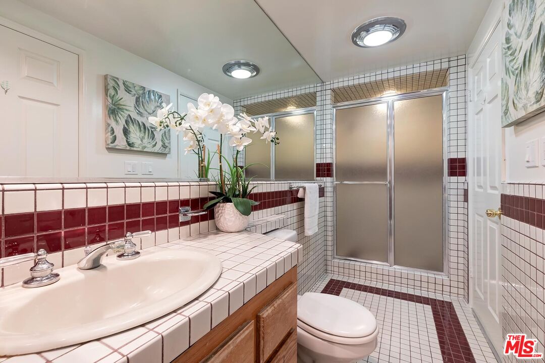 Property photo 46