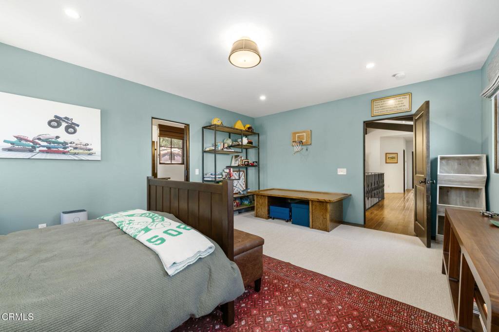 Property photo 36