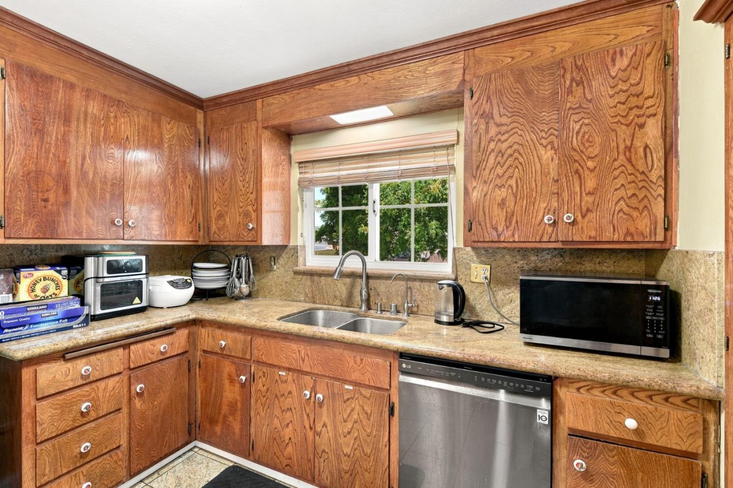 Property photo 22