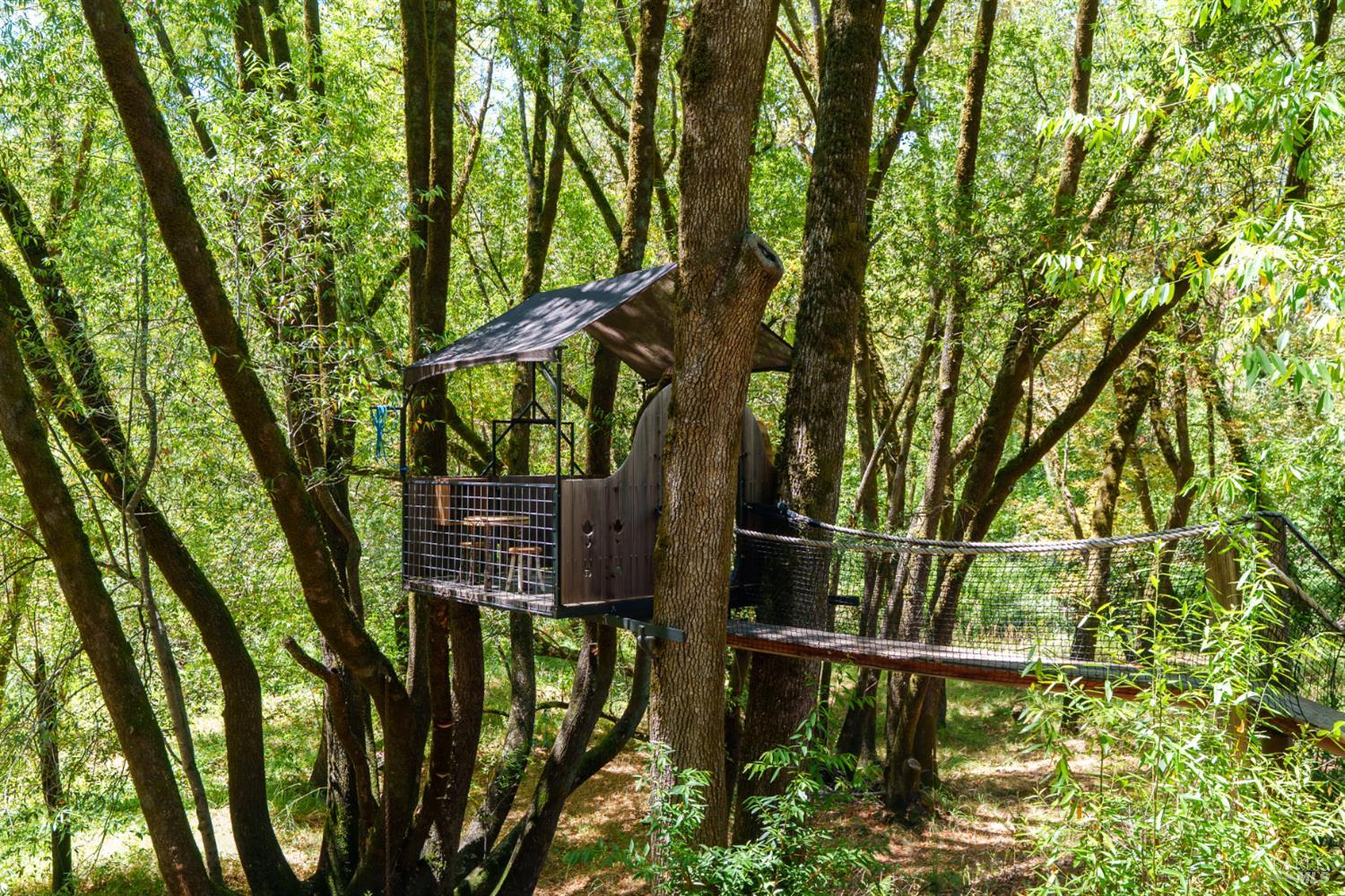 Property photo 35