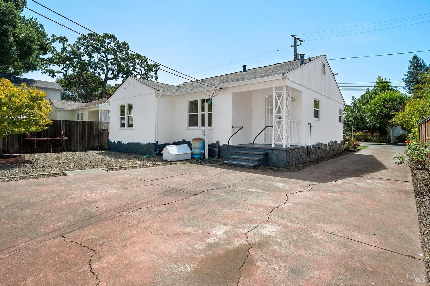 Property photo 23