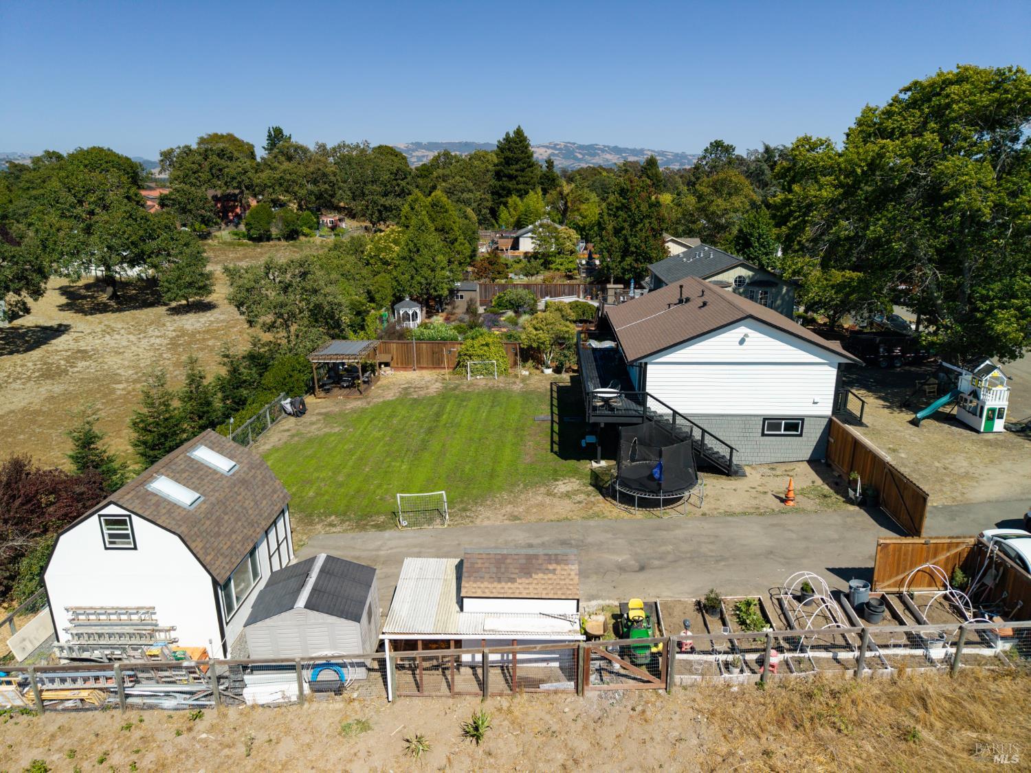 Property photo 36