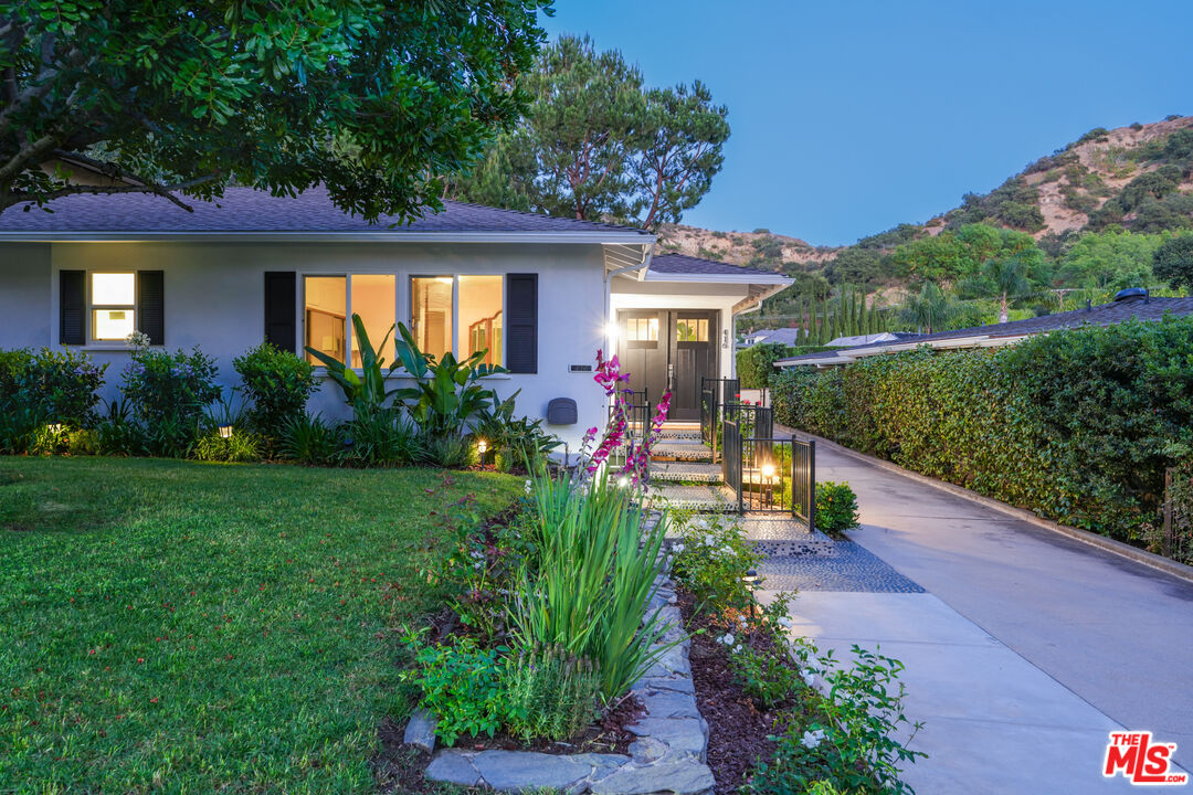 Property photo 33