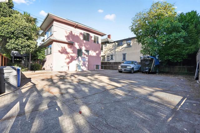 Property photo 30