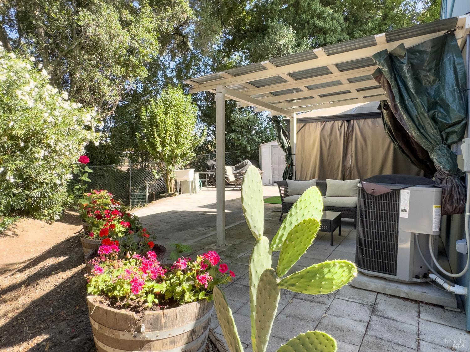 Property photo 32