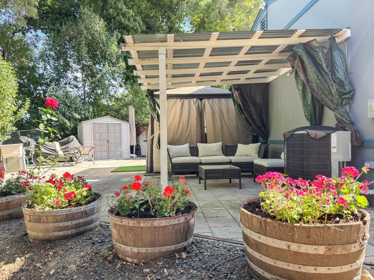 Property photo 33