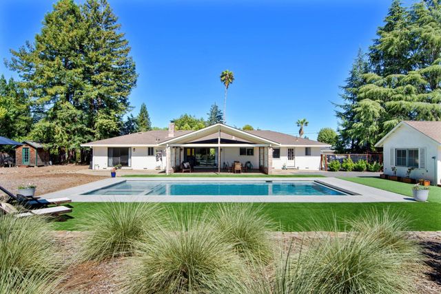 Property photo 42