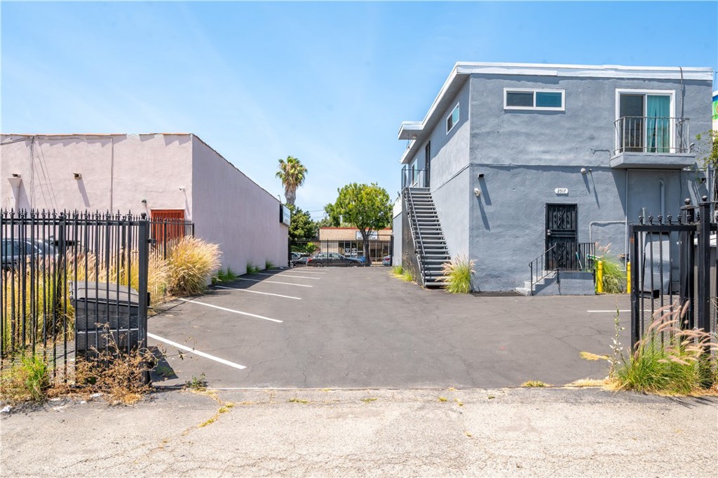 Property photo 41
