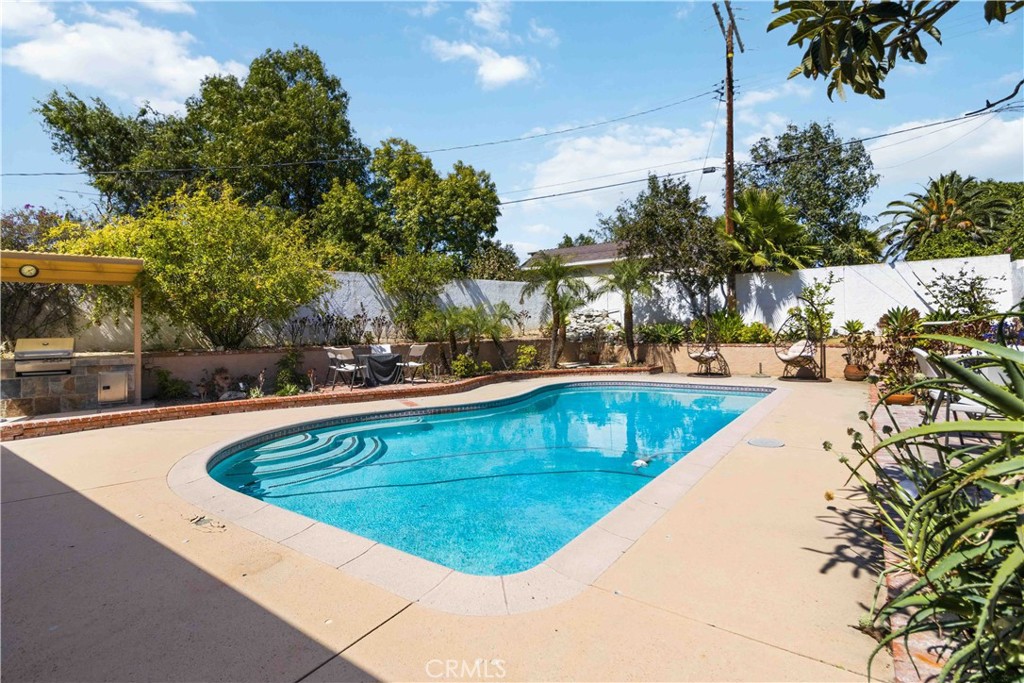 Property photo 37