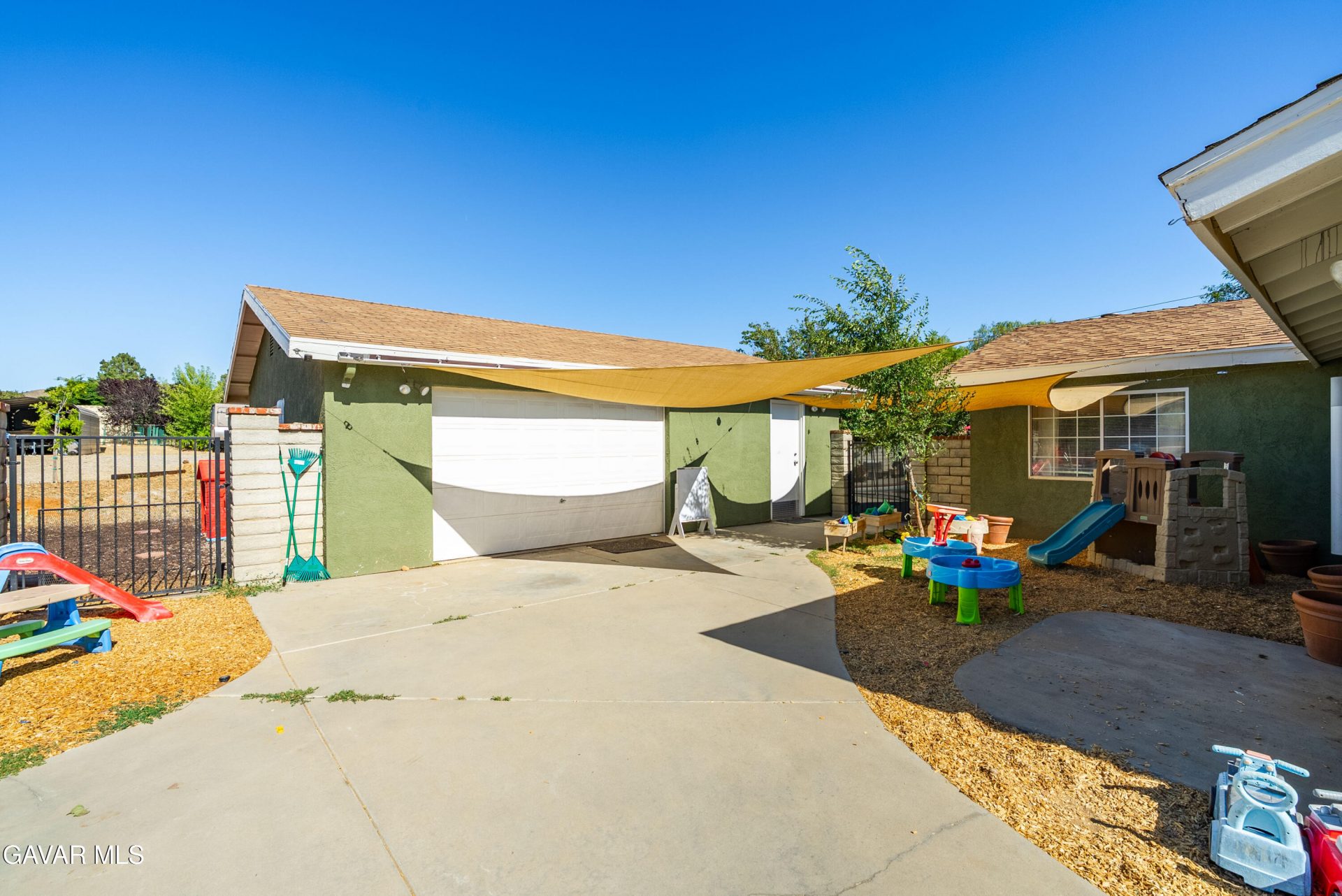 Property photo 43