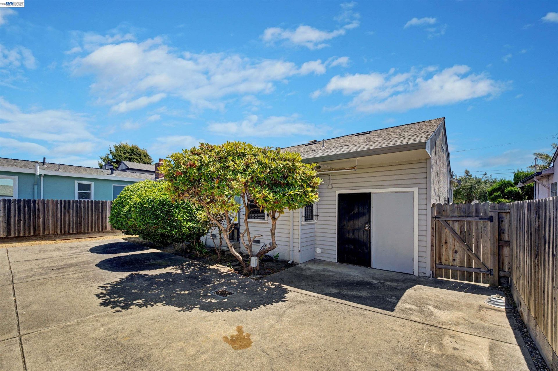 Property photo 35